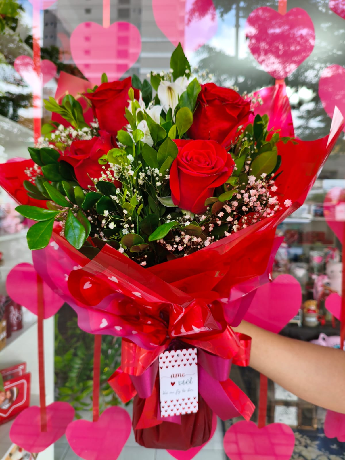 Buque 6 rosas vermelhas